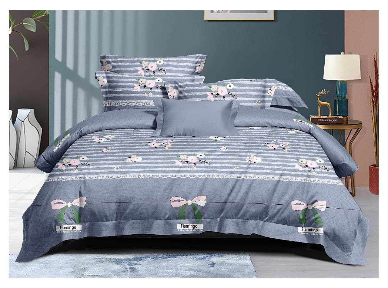 Bed with bleu and blanc