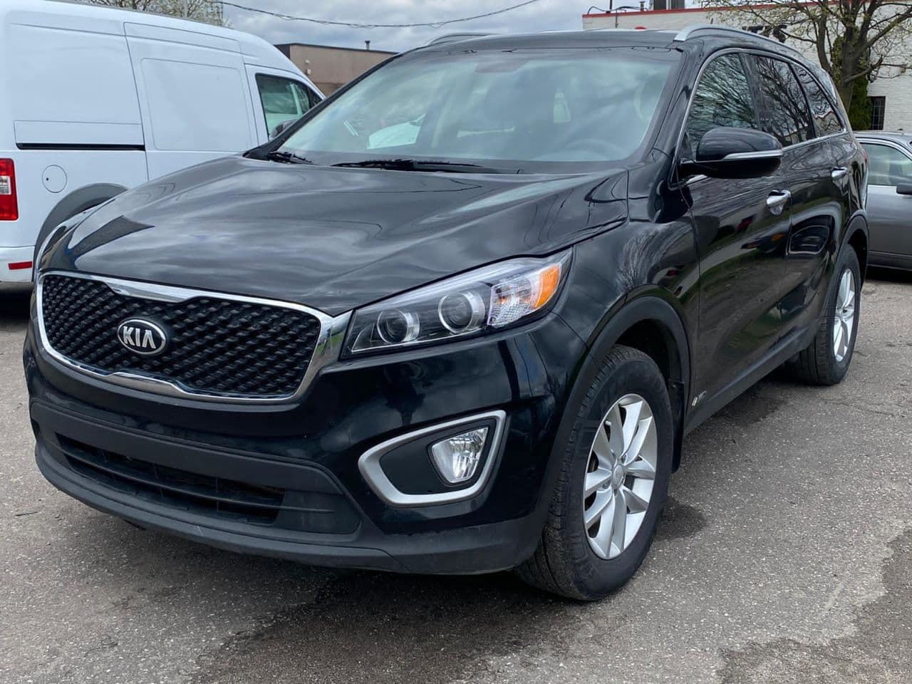 Kia Sorento Année 2018 moteur essence boîte
Automatique
AC
PW
PL
AWD
Bluetooth
Mags
Caméra de