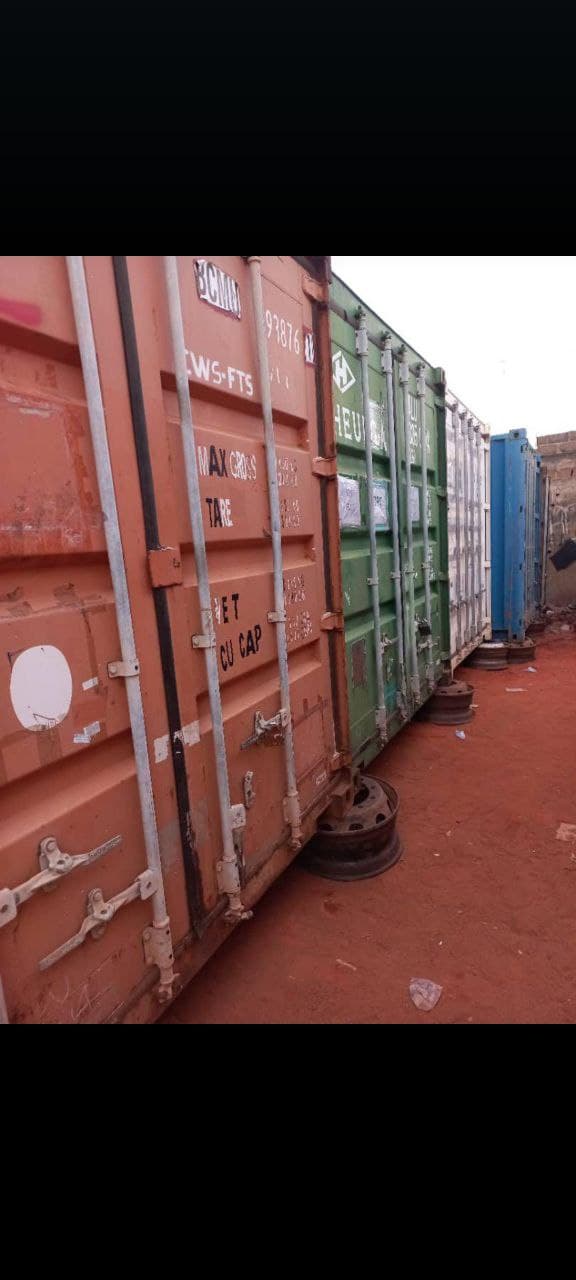 Des conteneurs 20pieds dispo