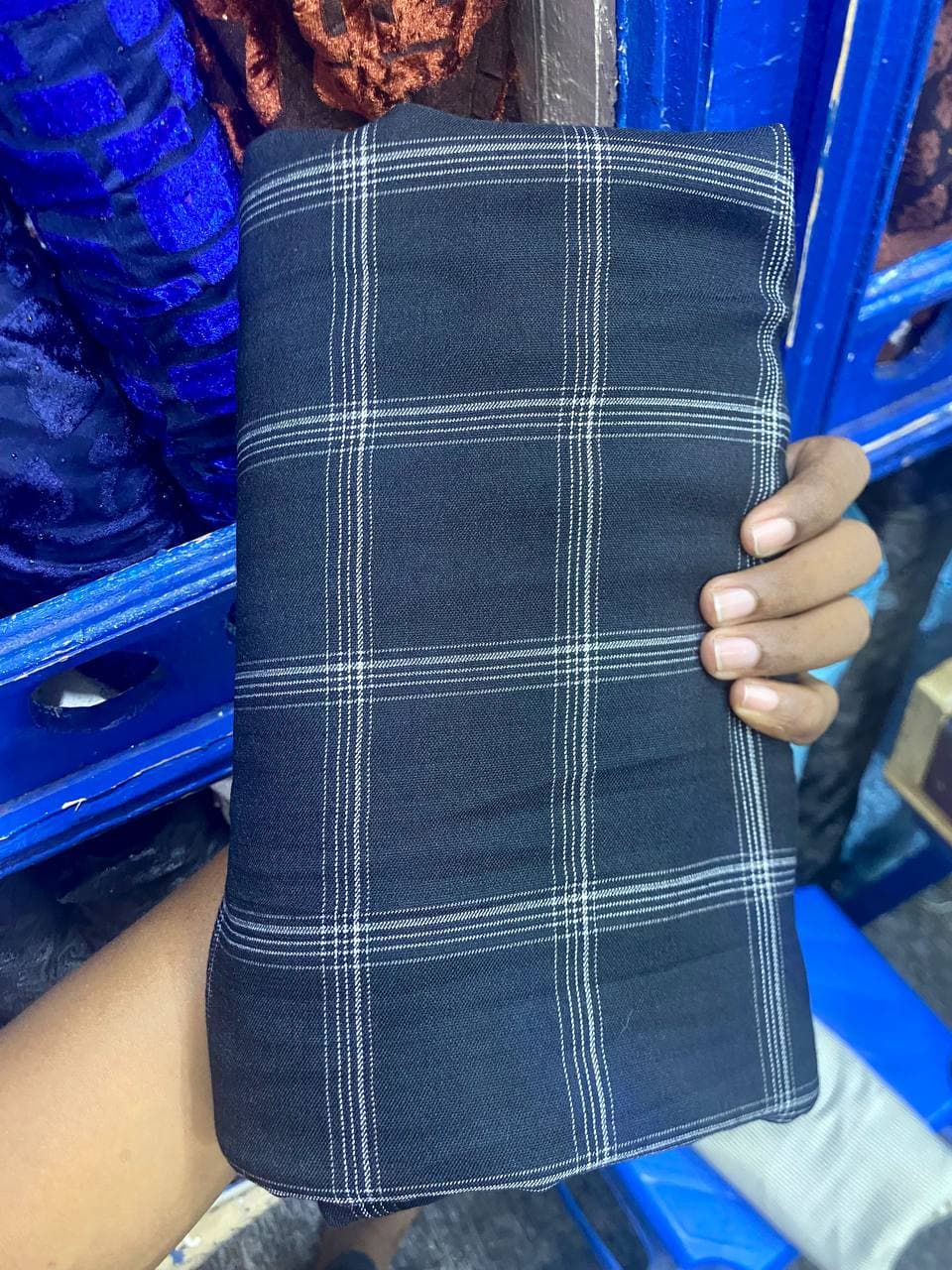 🛒Nous vous donnons les meilleurs des tissus hommes🧍♂️très classe a des meilleurs prix ,🎉
Contact