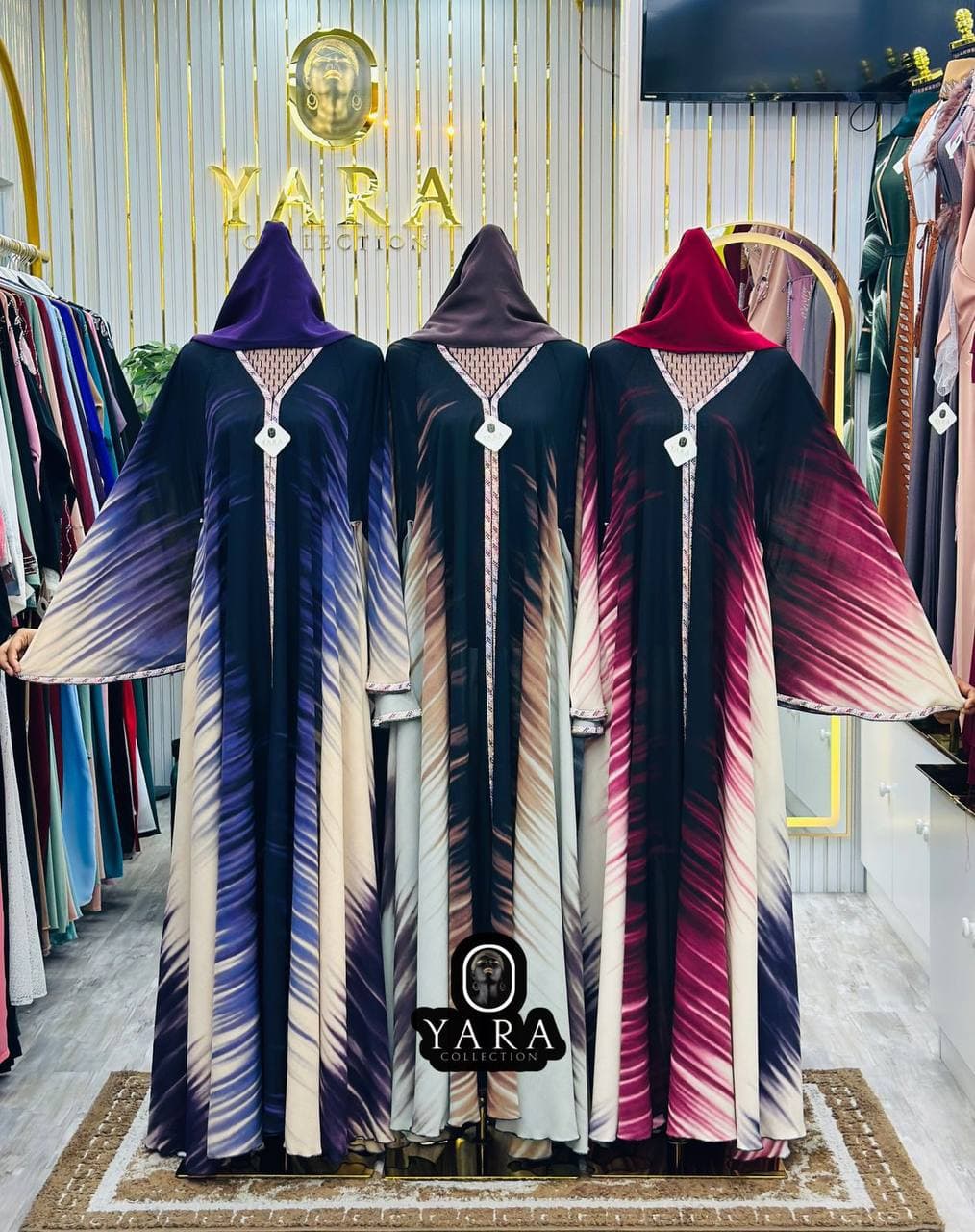 Display dresses store