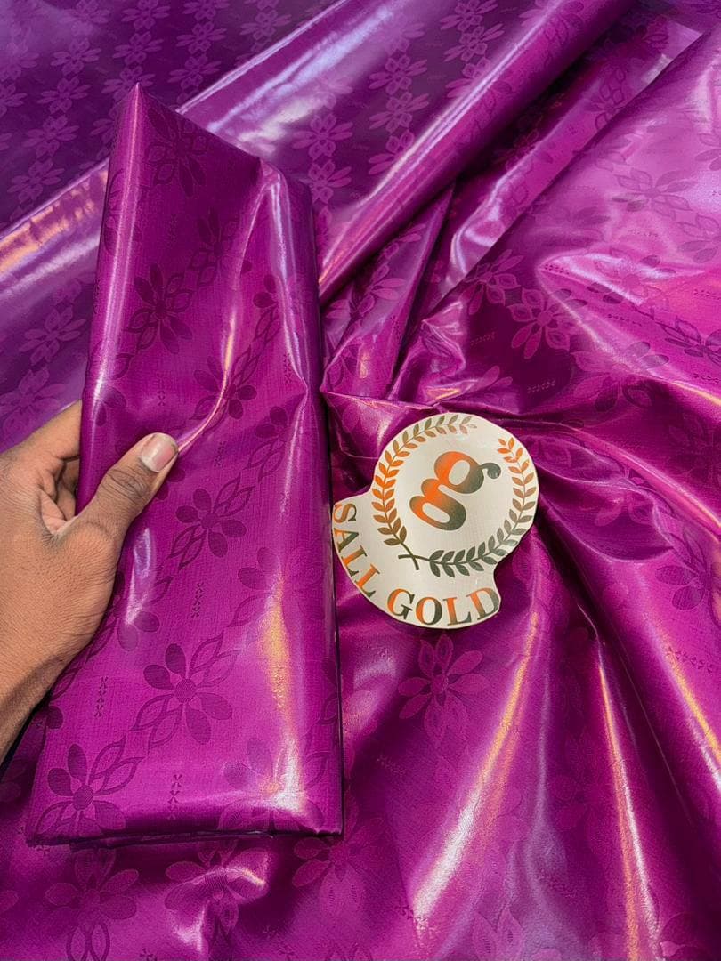 Bazins de très bonne qualité Disponible✨
3metres à 15.000f 🤝