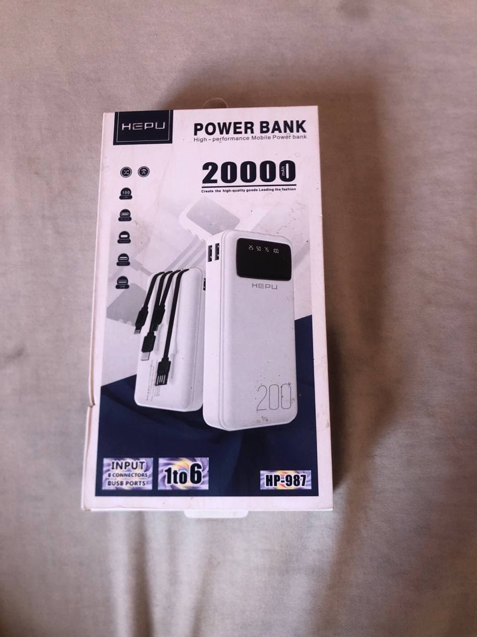 Power Bank 20mill ampère tout juste à 7000fr contact: