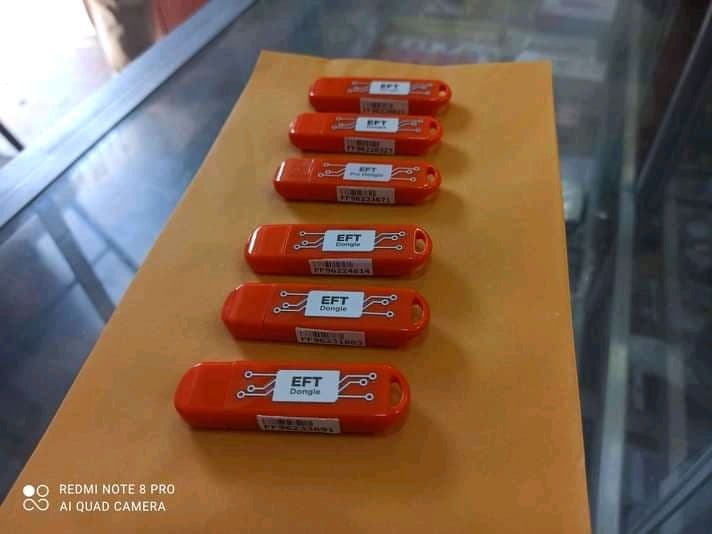 Je suis a la recherche de cette cle usb