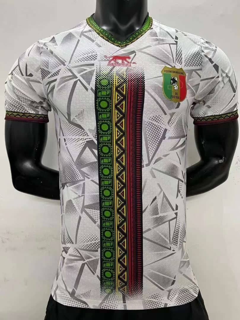 8000 avec livraison gratuite tel