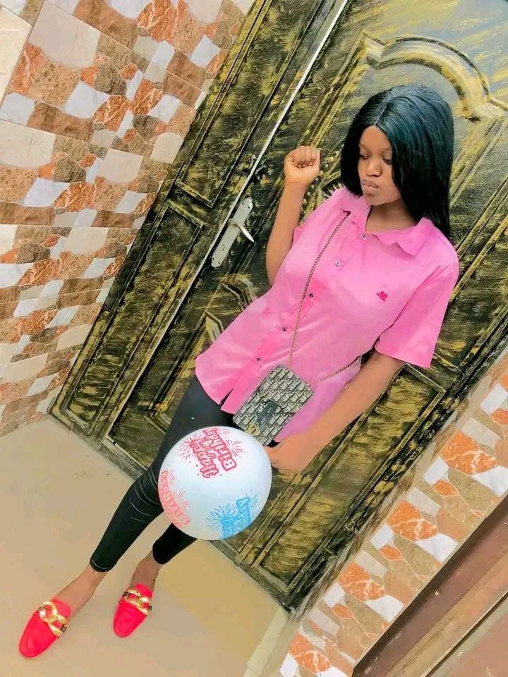 Bonjour la famille
Pour bénéficier les coupon sur et fiable contacter se monsieur ils sur et