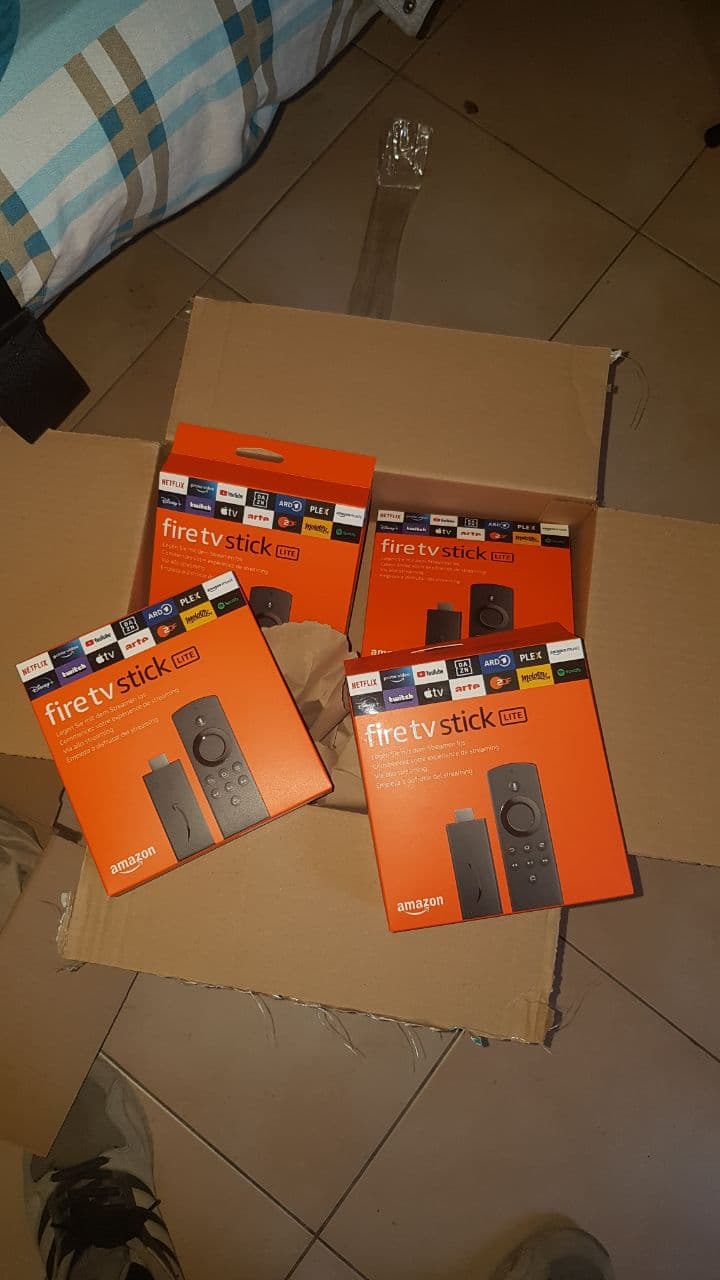 -70.000 Xof pour la clé Fire Stick + abonnement NOMAD IPTV 12 mois déjà intégré (35.000 l'équipement