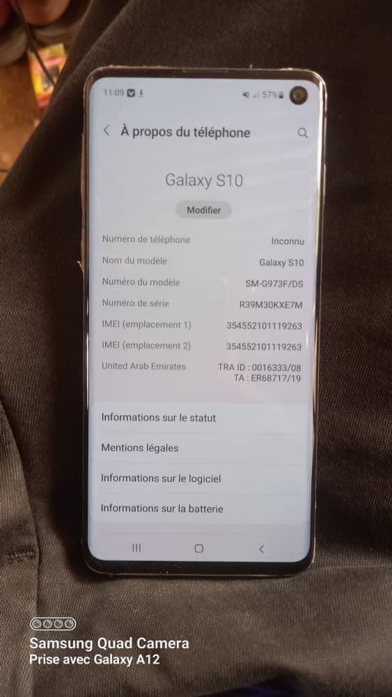Samsung galaxie S10 mémoire 512giga à vendre très bon prix l’intéresser peux me prendre en invocatio