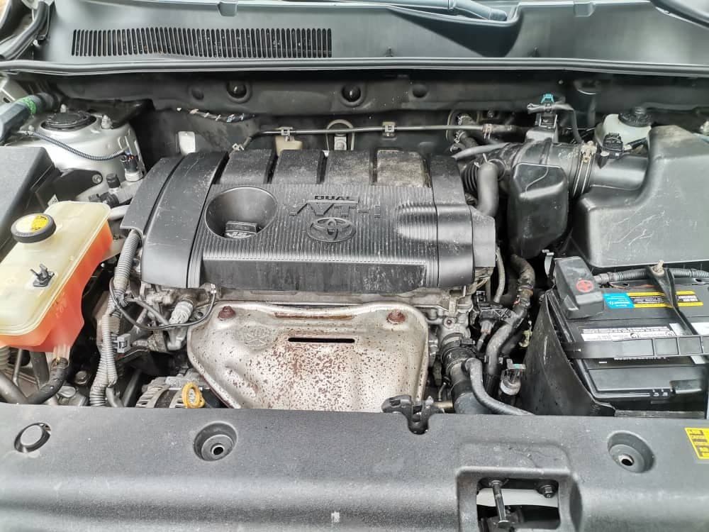 Engine from toyota matrix iia