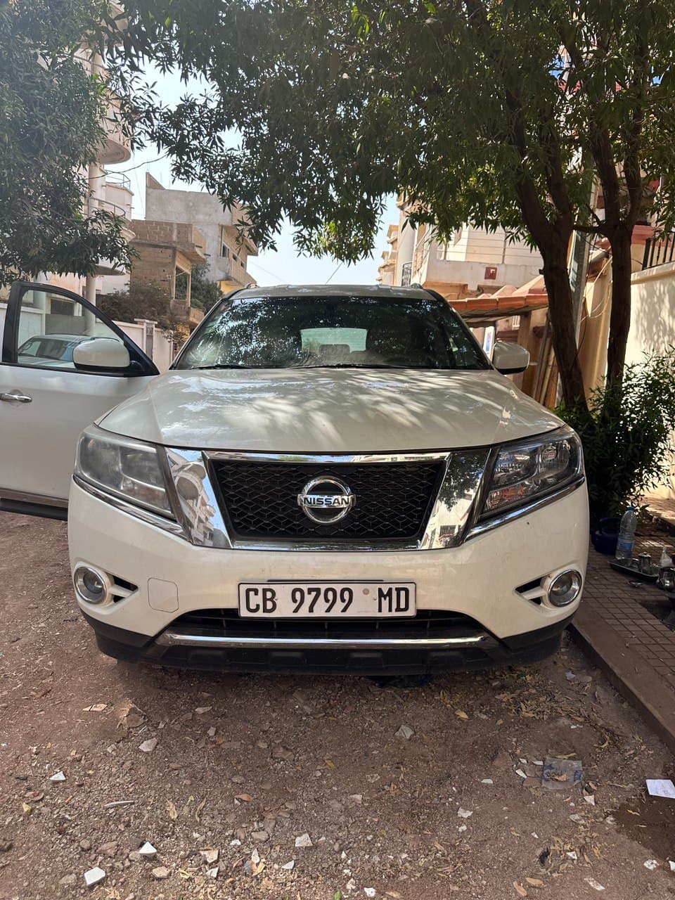 Nissan Patfinder 2016
Moteur V6 Essence
Full option
Prix: 15 million à discuter