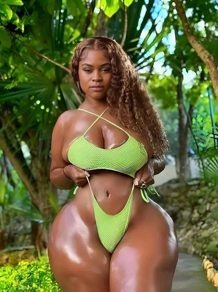 Salut je suis madame Rokia la coordinatrice des dames mature c’est à dit les dames riche et célibata