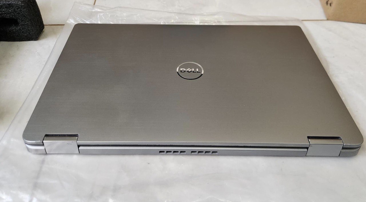 Dell Latitude 7400 2 in 1 Core i5 8th Generation
Intel Core i5-8350U (Quad Core, 1.7 GHz up to 3.6 G