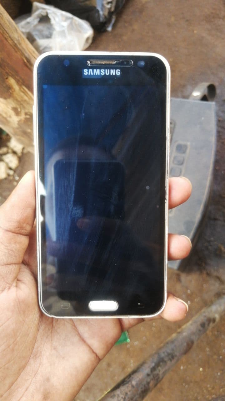 Samsung j3 à vendre très