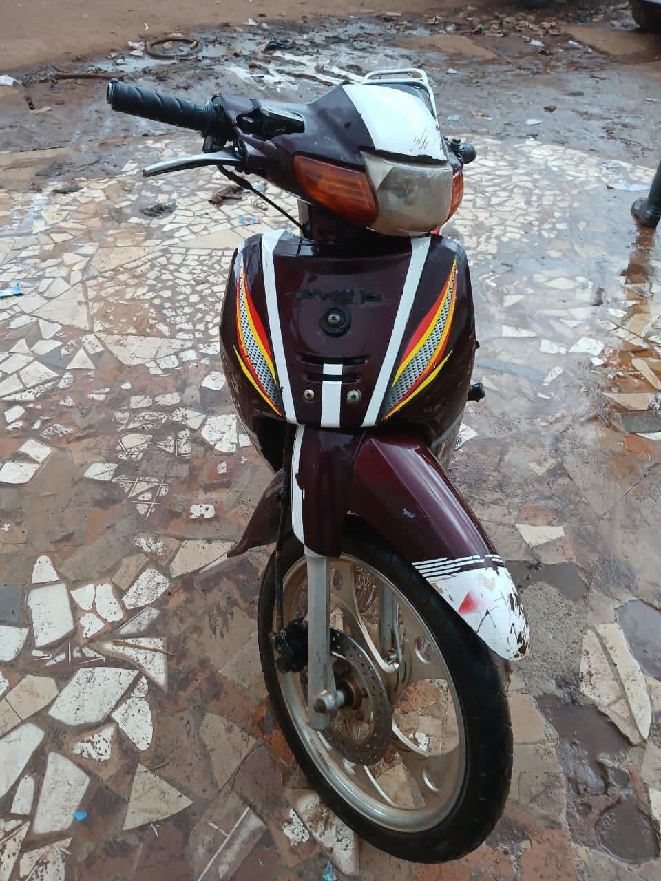 Disponible.
140000fcf