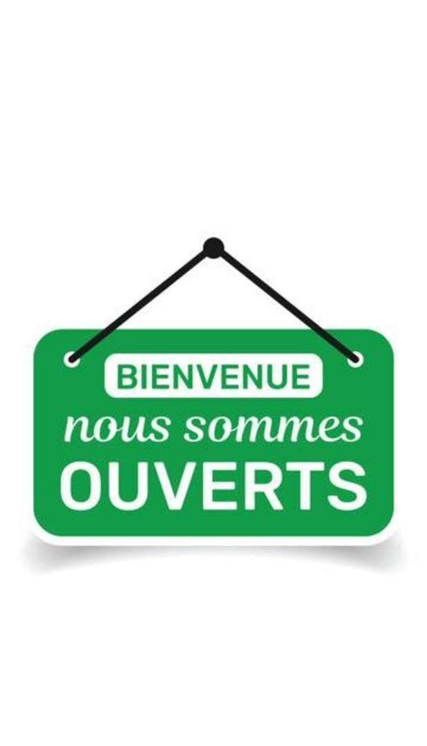 Coucou 🥰 Moi c'est Gloria rejoindre mon groupe de rencontre des dames matures. Je suis là coordinat