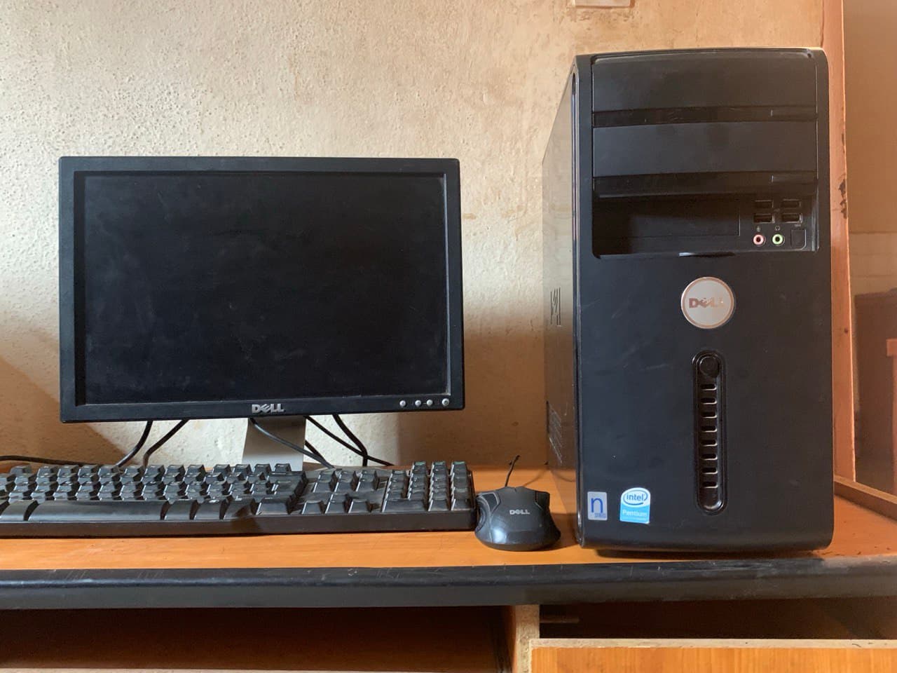 Pc bureautique disponible au